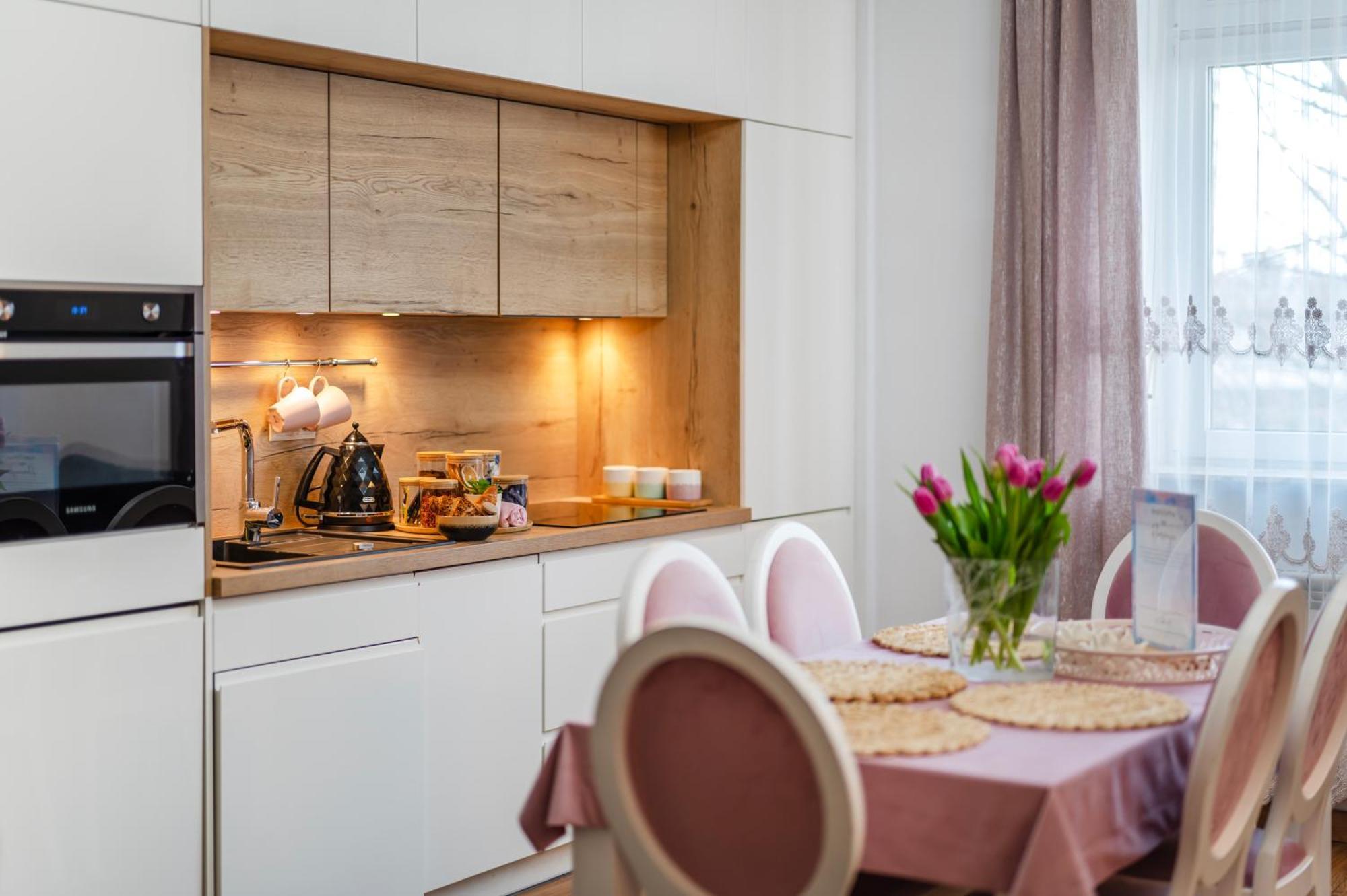 Florencja Parking Gratis Moxy Te&Am Cracow Красков Екстериор снимка