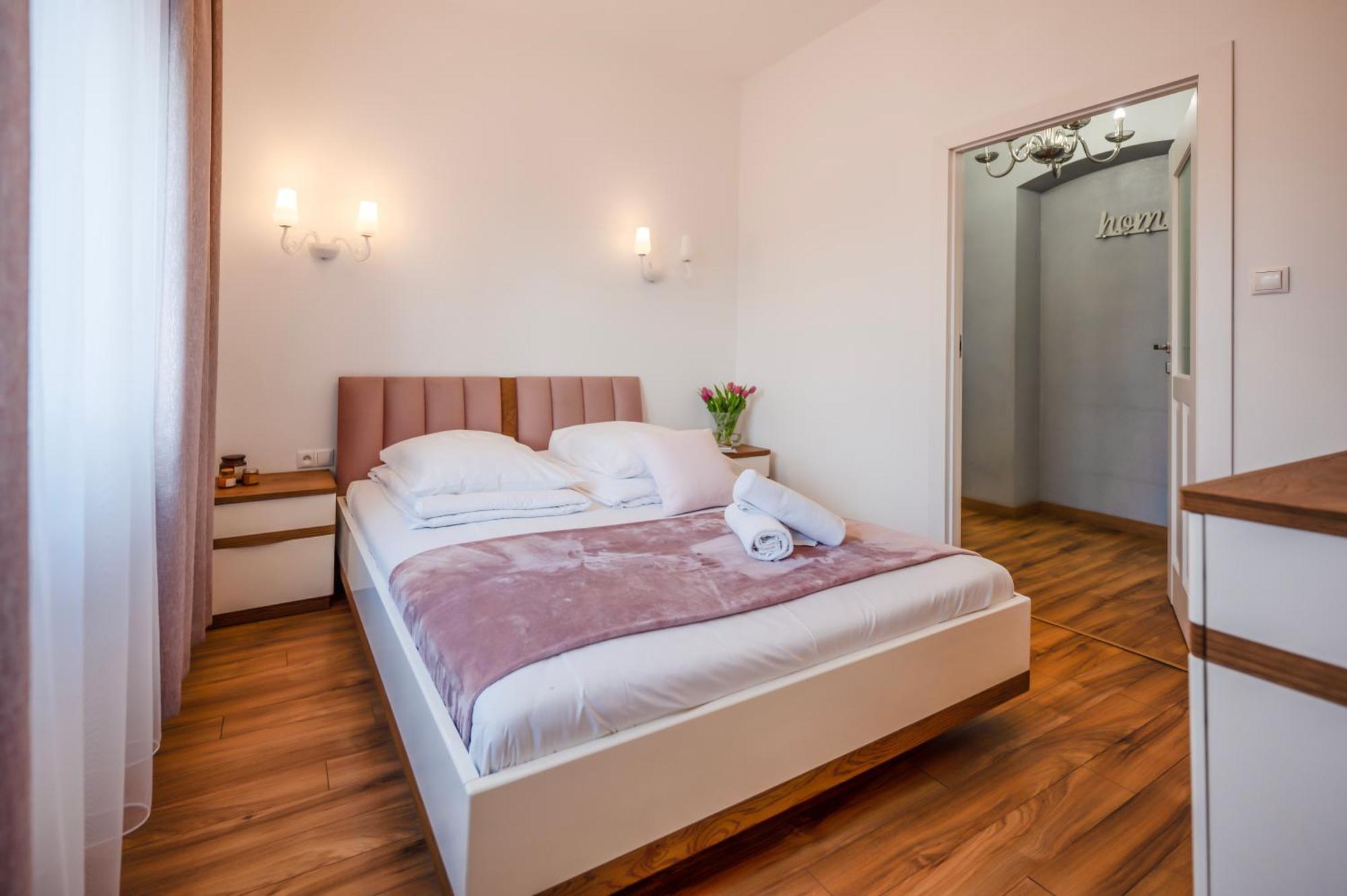 Florencja Parking Gratis Moxy Te&Am Cracow Красков Екстериор снимка